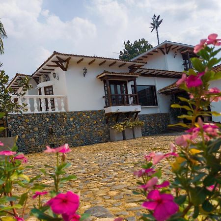Hotel Boutique La Casa De Piedra Cali Εξωτερικό φωτογραφία