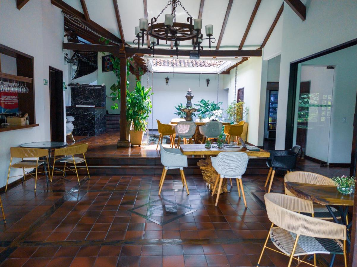 Hotel Boutique La Casa De Piedra Cali Εξωτερικό φωτογραφία