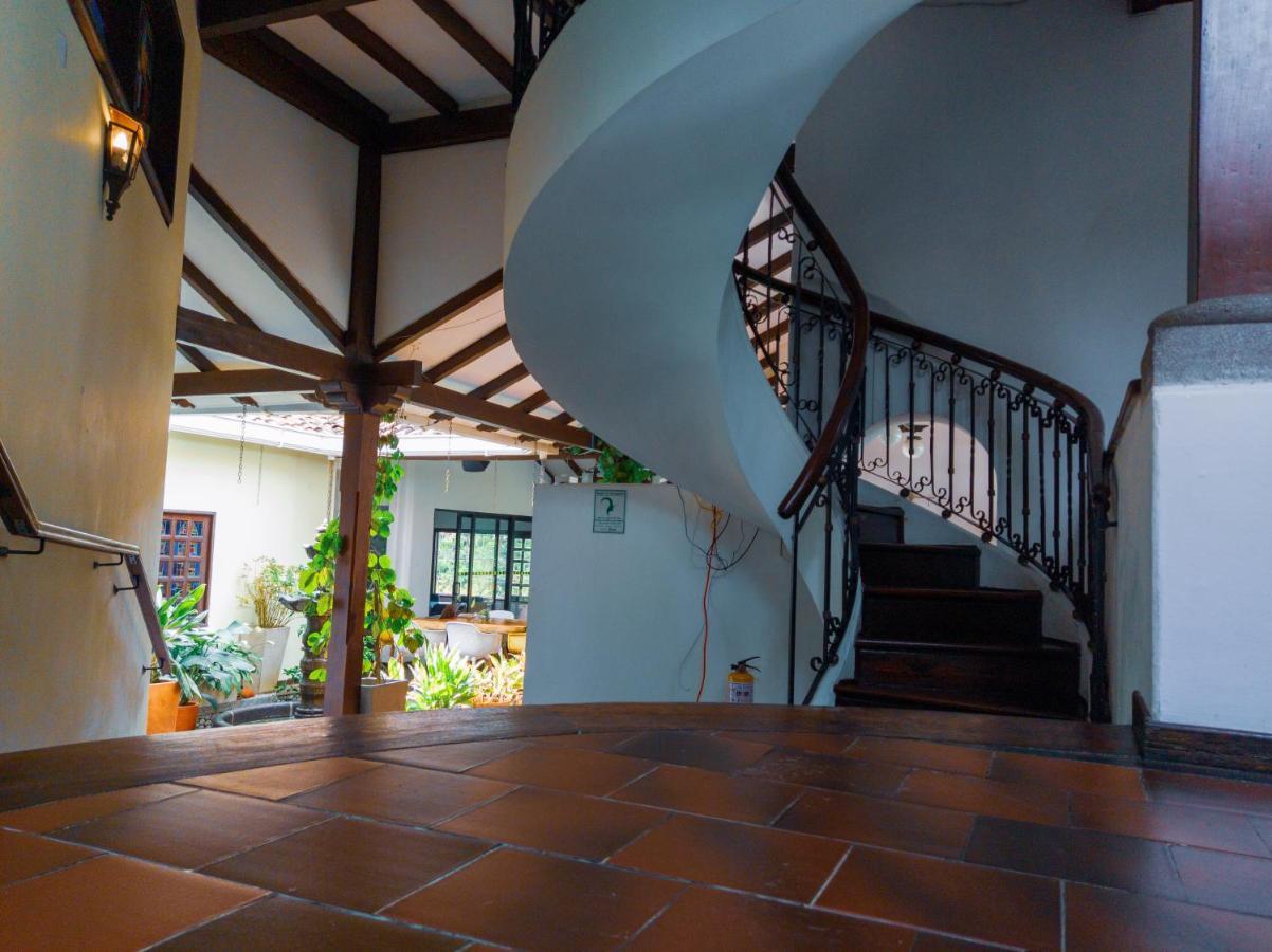 Hotel Boutique La Casa De Piedra Cali Εξωτερικό φωτογραφία