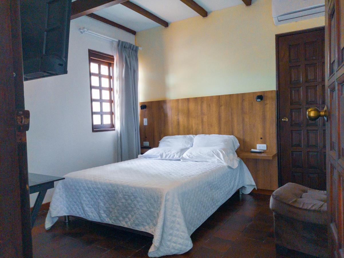 Hotel Boutique La Casa De Piedra Cali Εξωτερικό φωτογραφία