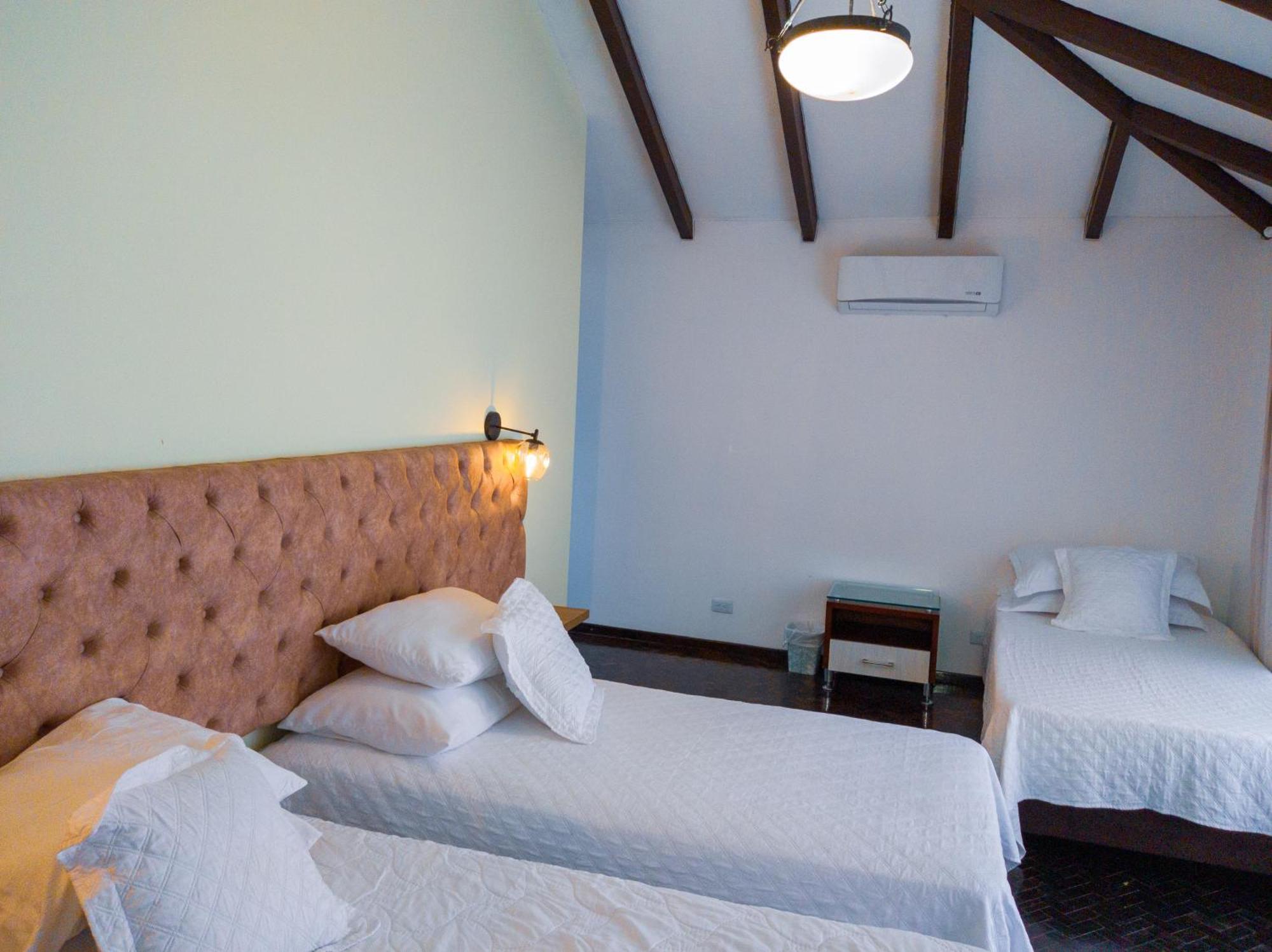 Hotel Boutique La Casa De Piedra Cali Εξωτερικό φωτογραφία
